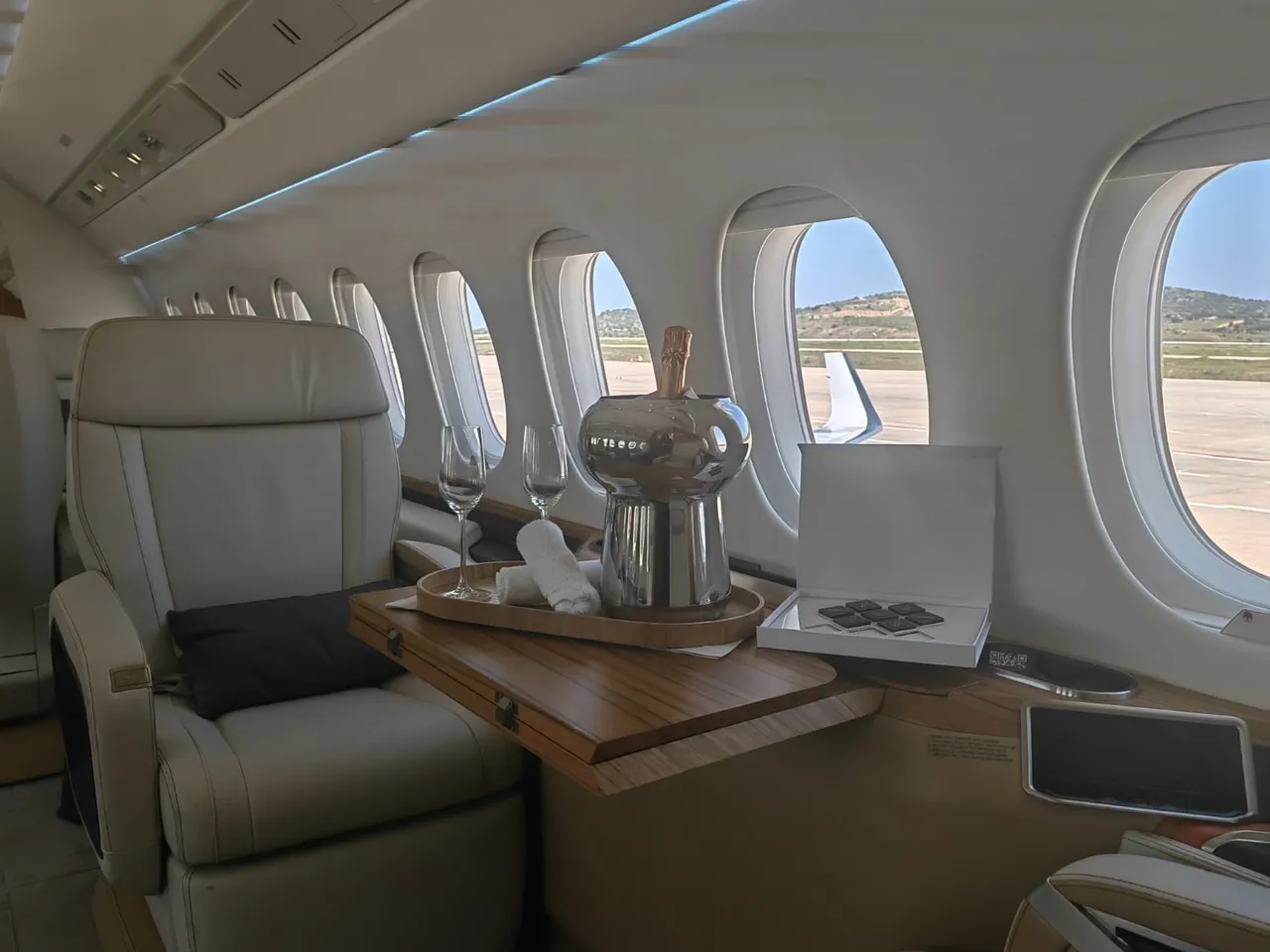 Falcon 6X Athens Reveal